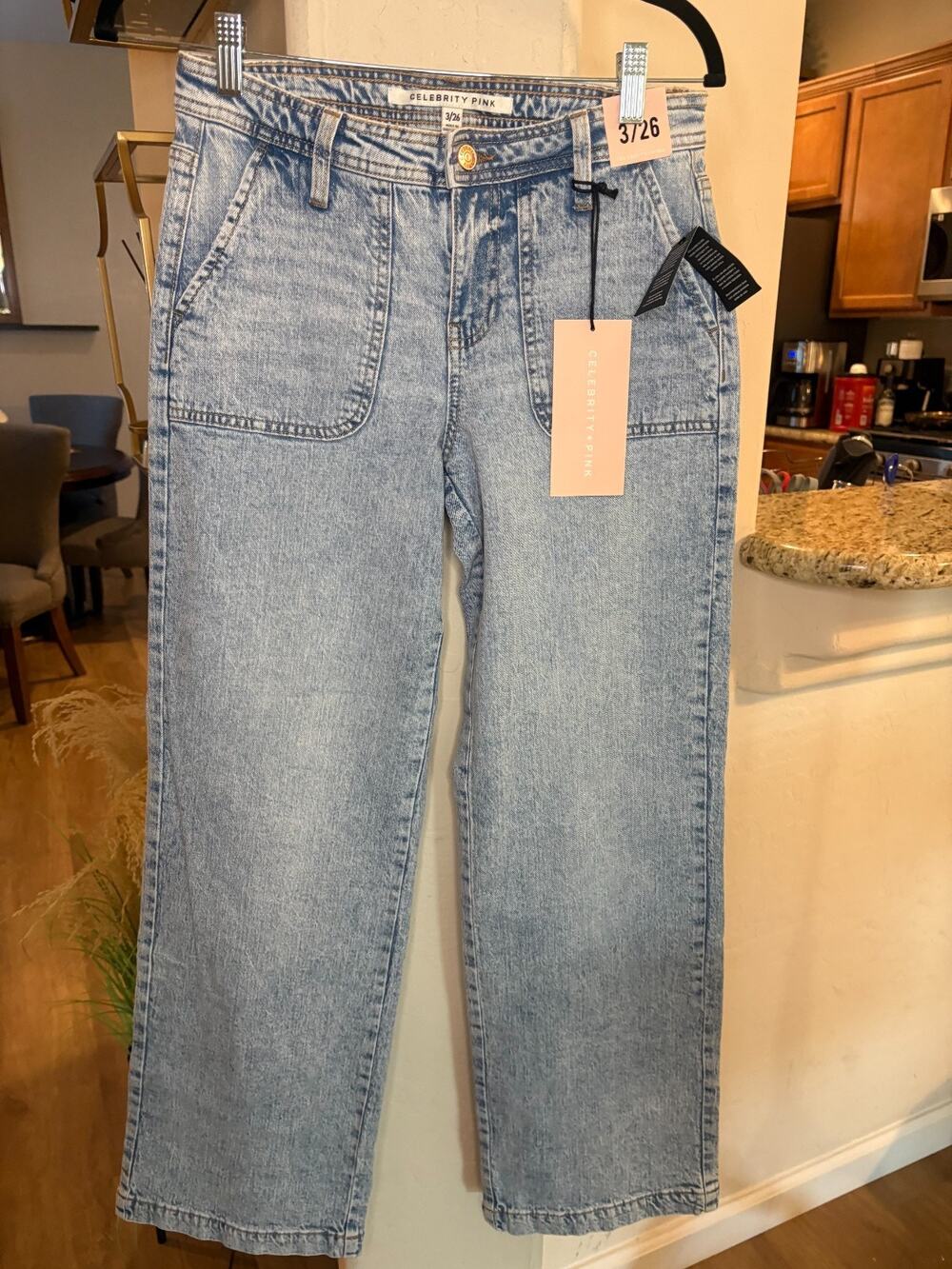 Celebrity Pink Women's Light Wssh Wide Leg Jeans Size 26 NEW